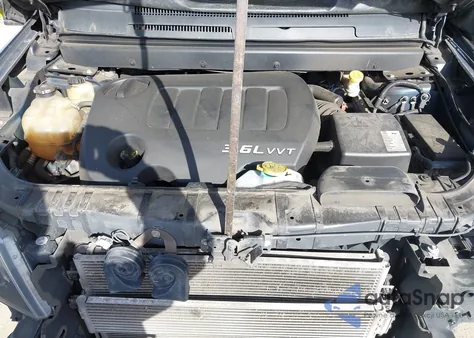 2015 Dodge Journey Crossroad z USA, uszkodzony, nr VIN 3C4PDCGG1FT574478